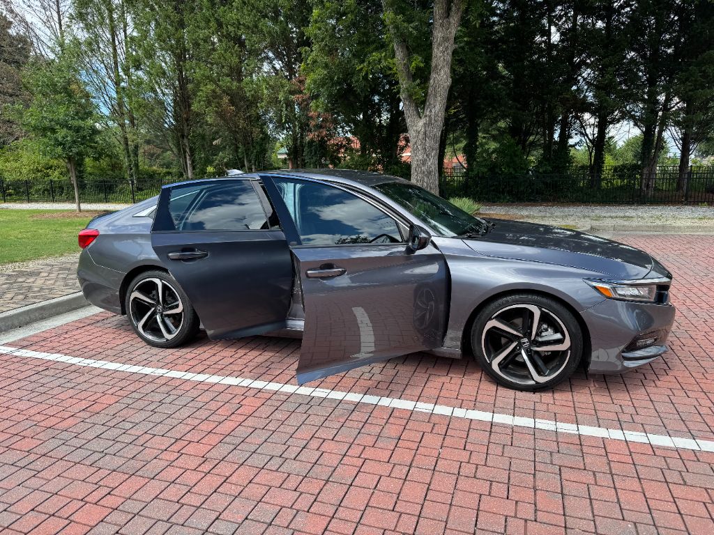 2020 Honda Accord - $18,995
