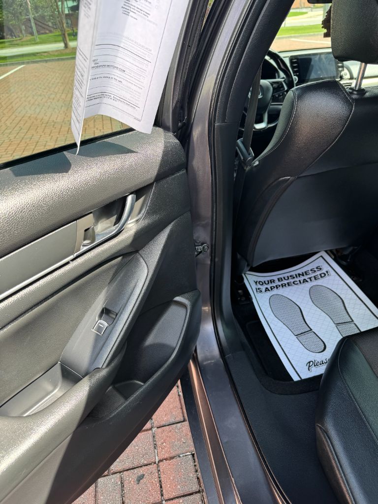 2020 Honda Accord - $18,995