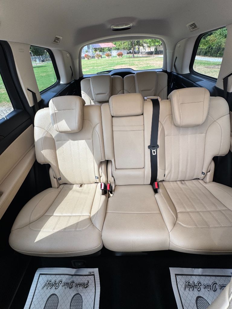 2019 Mercedes-Benz GLS - $20,995