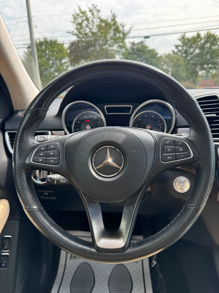 2019 Mercedes-Benz GLS - $20,995