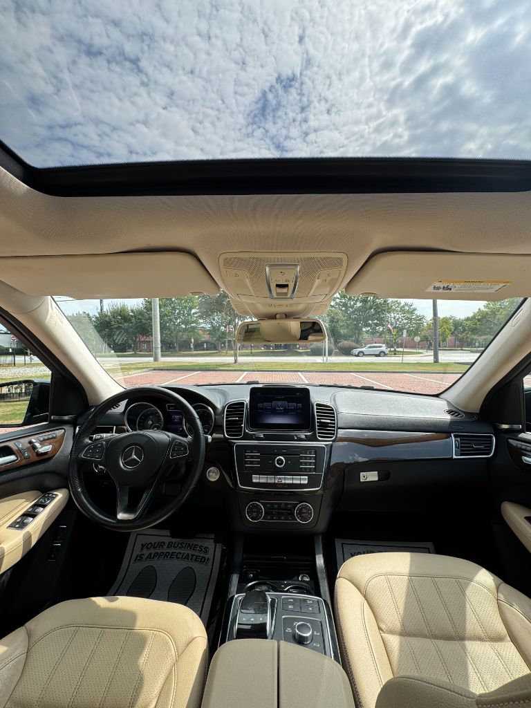 2019 Mercedes-Benz GLS - $20,995