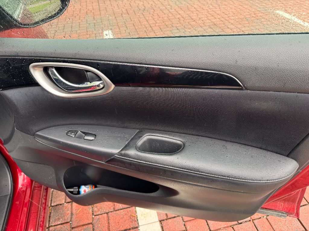 2017 Nissan Sentra SV photo