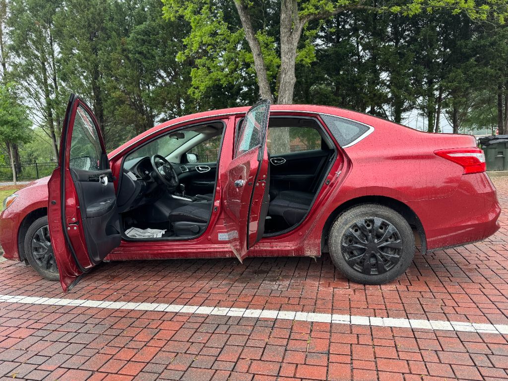 2017 Nissan Sentra SV photo