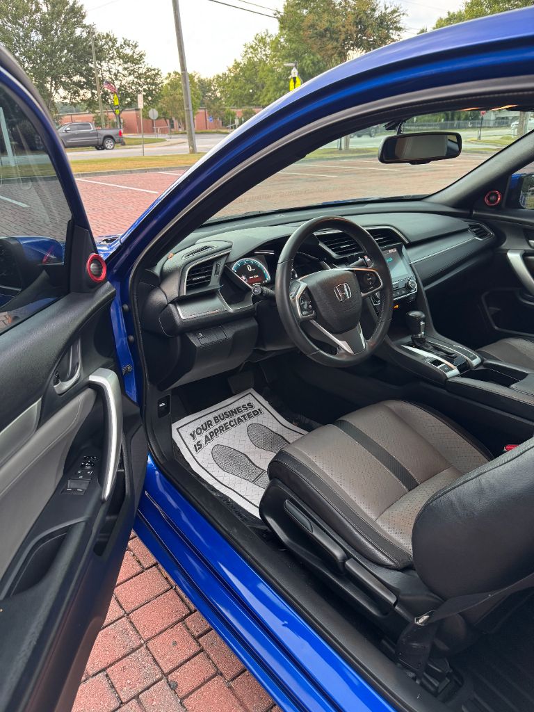 2017 Honda Civic - $15,995