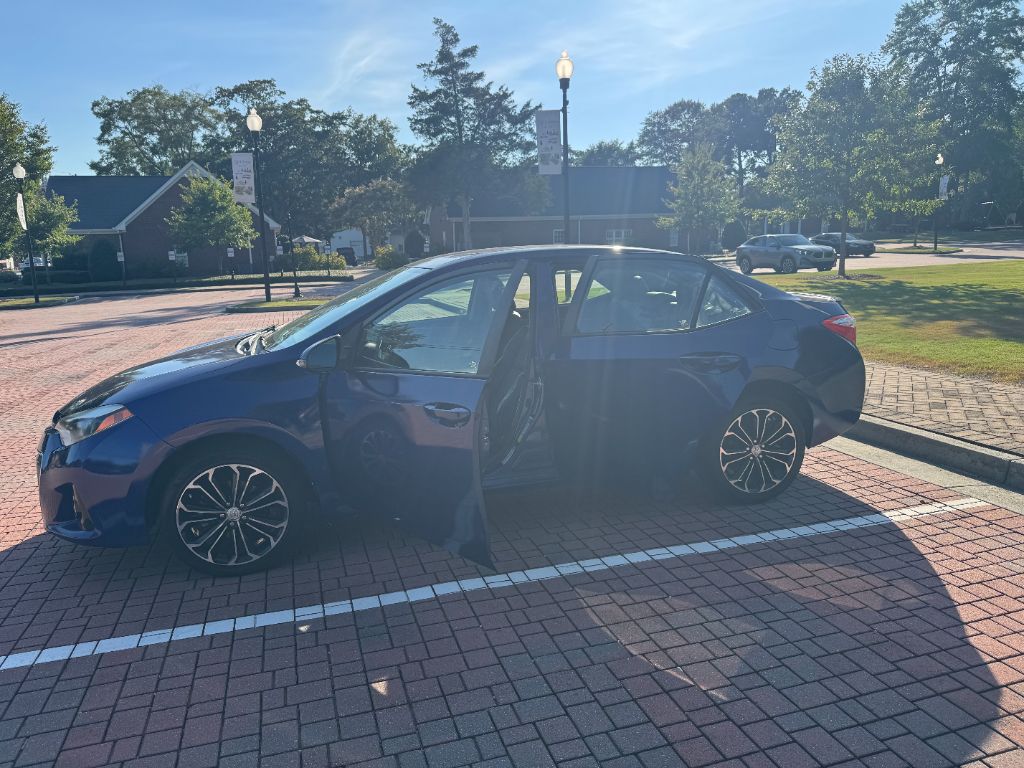 2016 Toyota Corolla - $12,995
