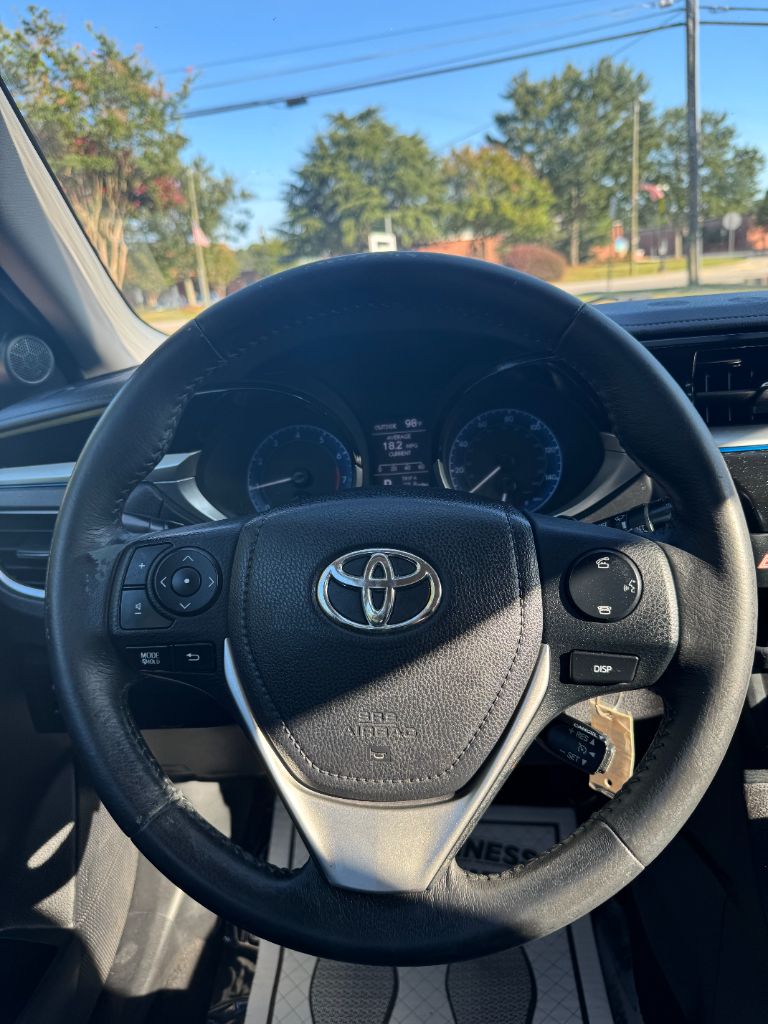 2016 Toyota Corolla - $12,995