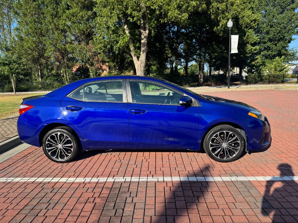2016 Toyota Corolla - $12,995
