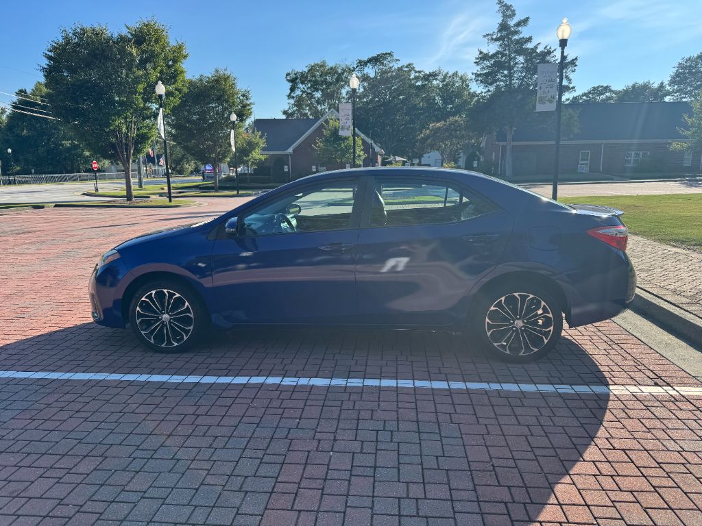 2016 Toyota Corolla - $12,995