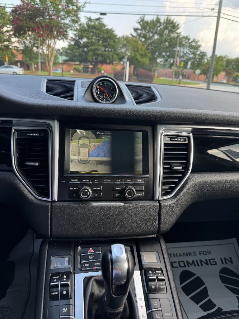 2016 Porsche Macan - $16,995