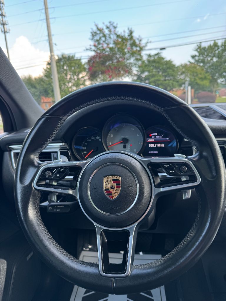 2016 Porsche Macan - $16,995