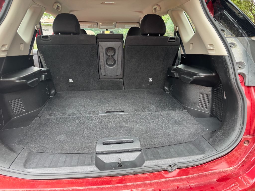2015 Nissan Rogue S photo