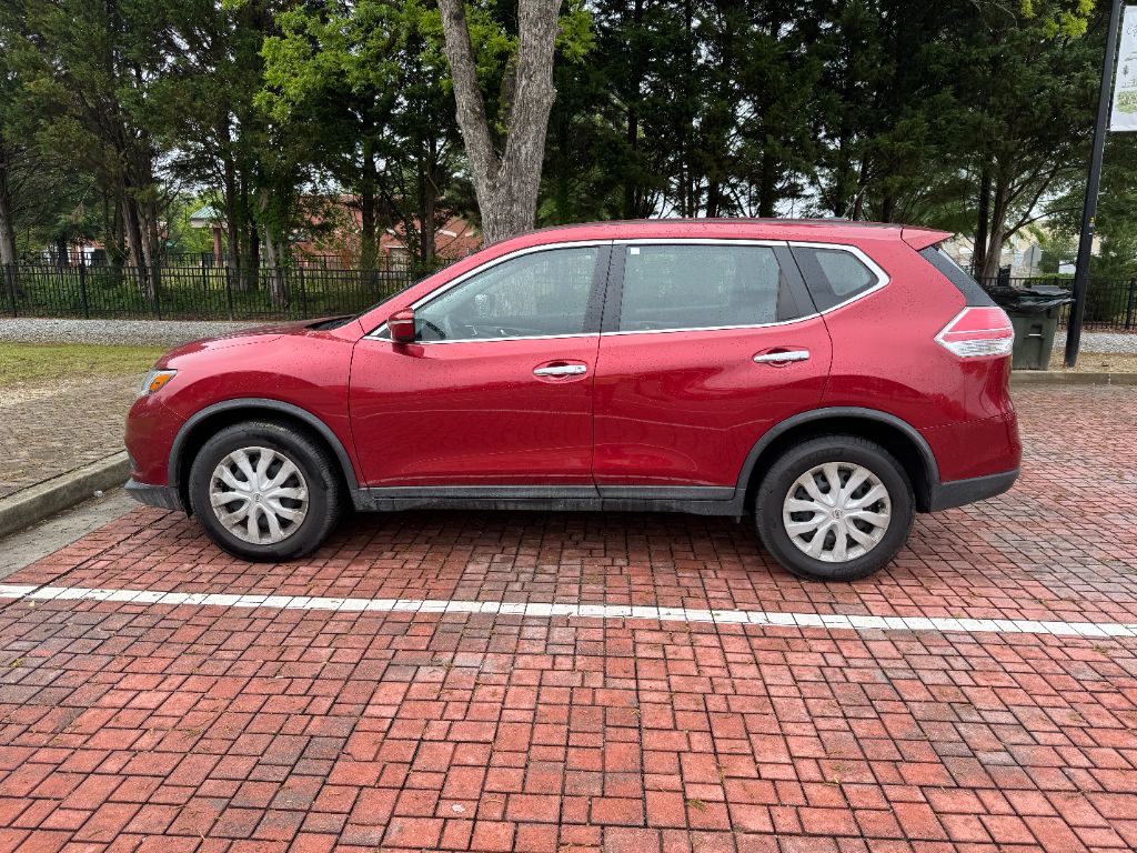 2015 Nissan Rogue S photo