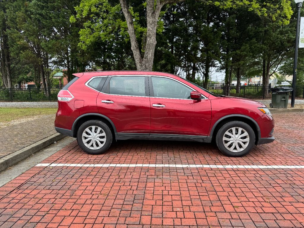 2015 Nissan Rogue S photo