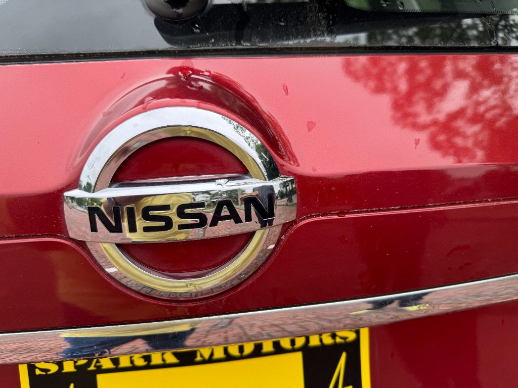 2015 Nissan Rogue S photo
