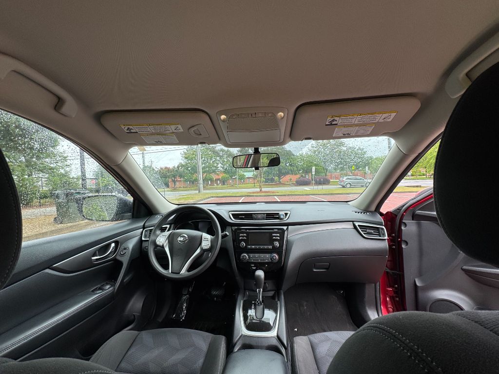 2015 Nissan Rogue S photo