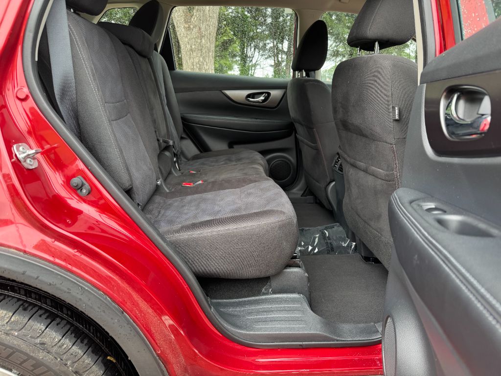 2015 Nissan Rogue S photo