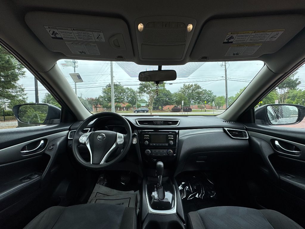 2016 Nissan Rogue S photo