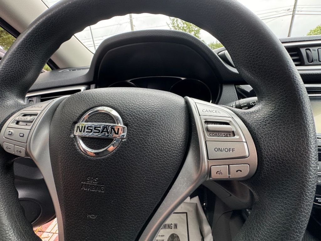 2016 Nissan Rogue S photo