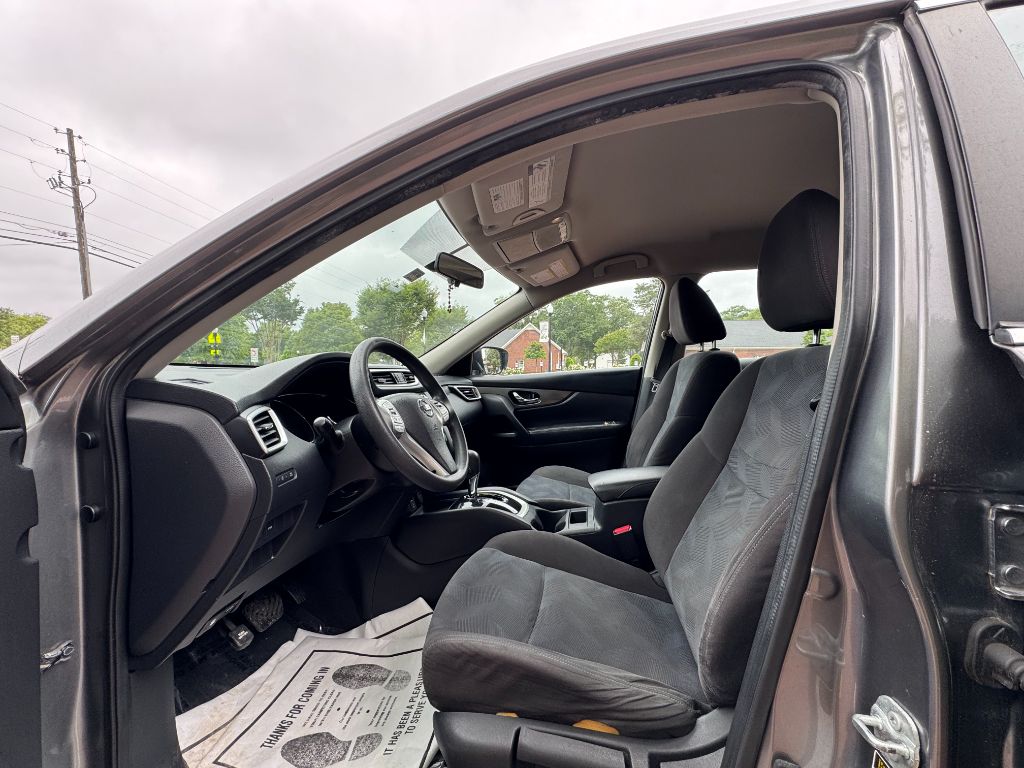 2016 Nissan Rogue S photo