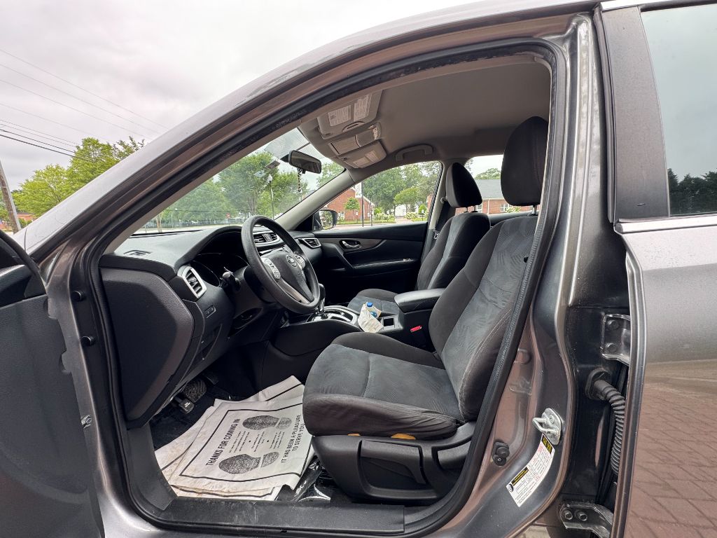 2016 Nissan Rogue S photo