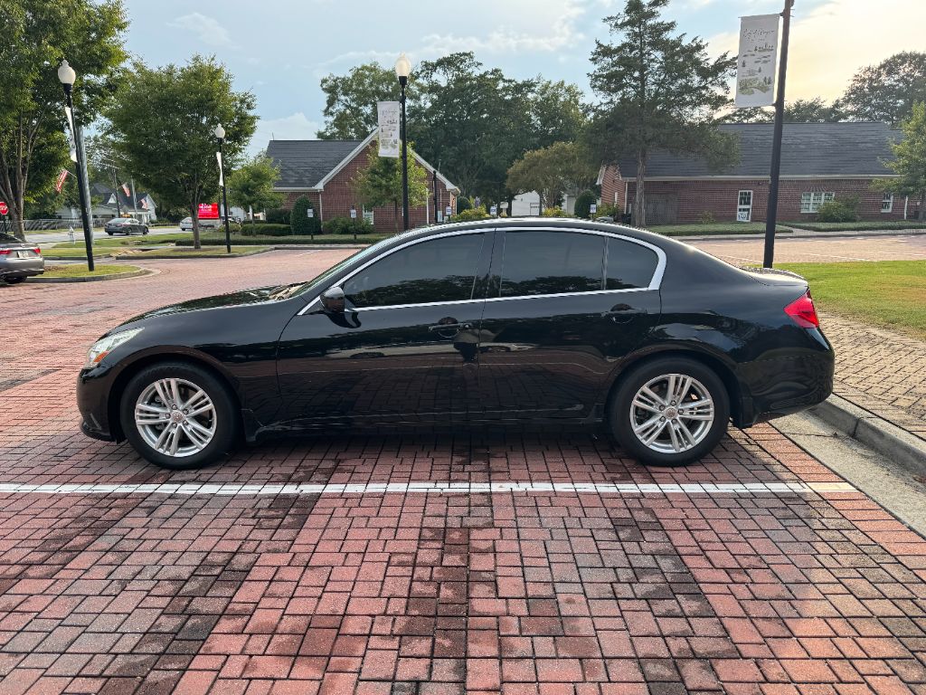 2012 INFINITI G - $9,995
