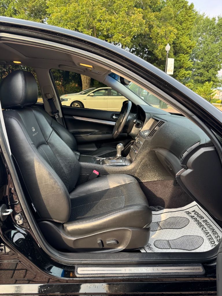 2012 INFINITI G - $9,995