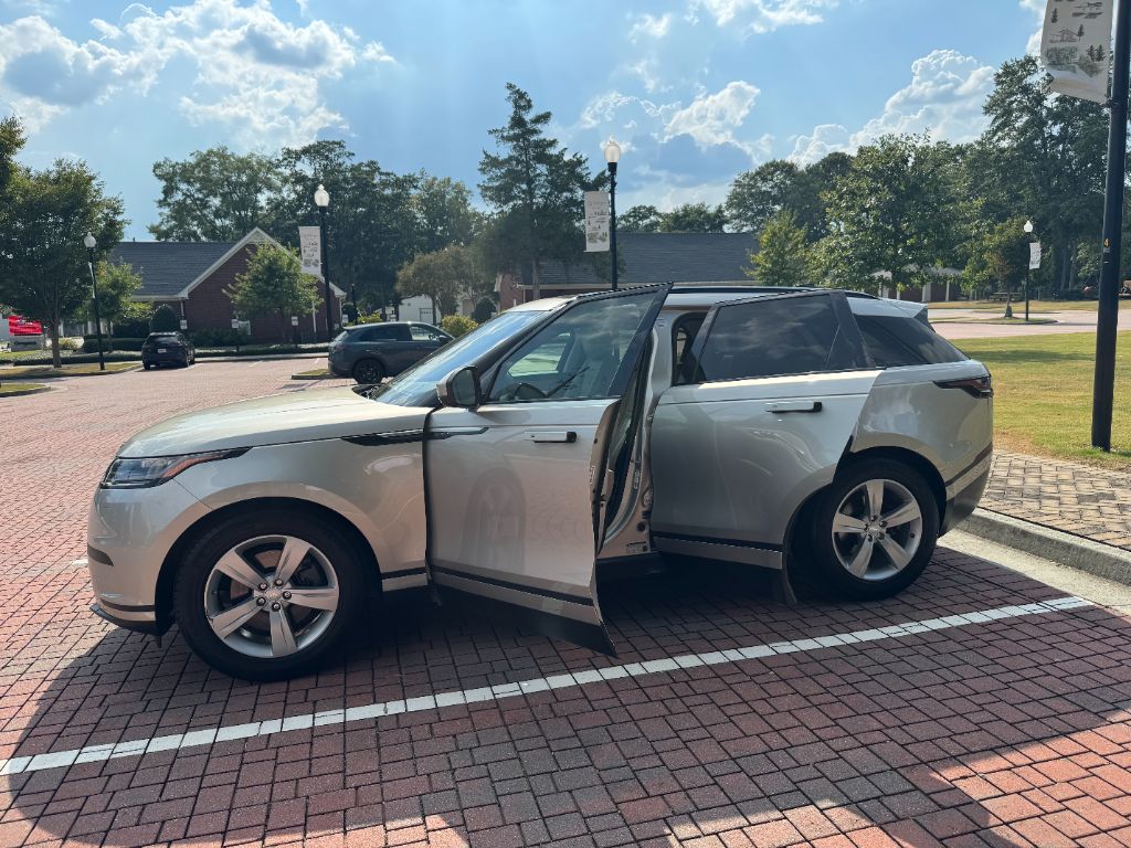 2018 Land Rover Range Rover Velar - $19,995