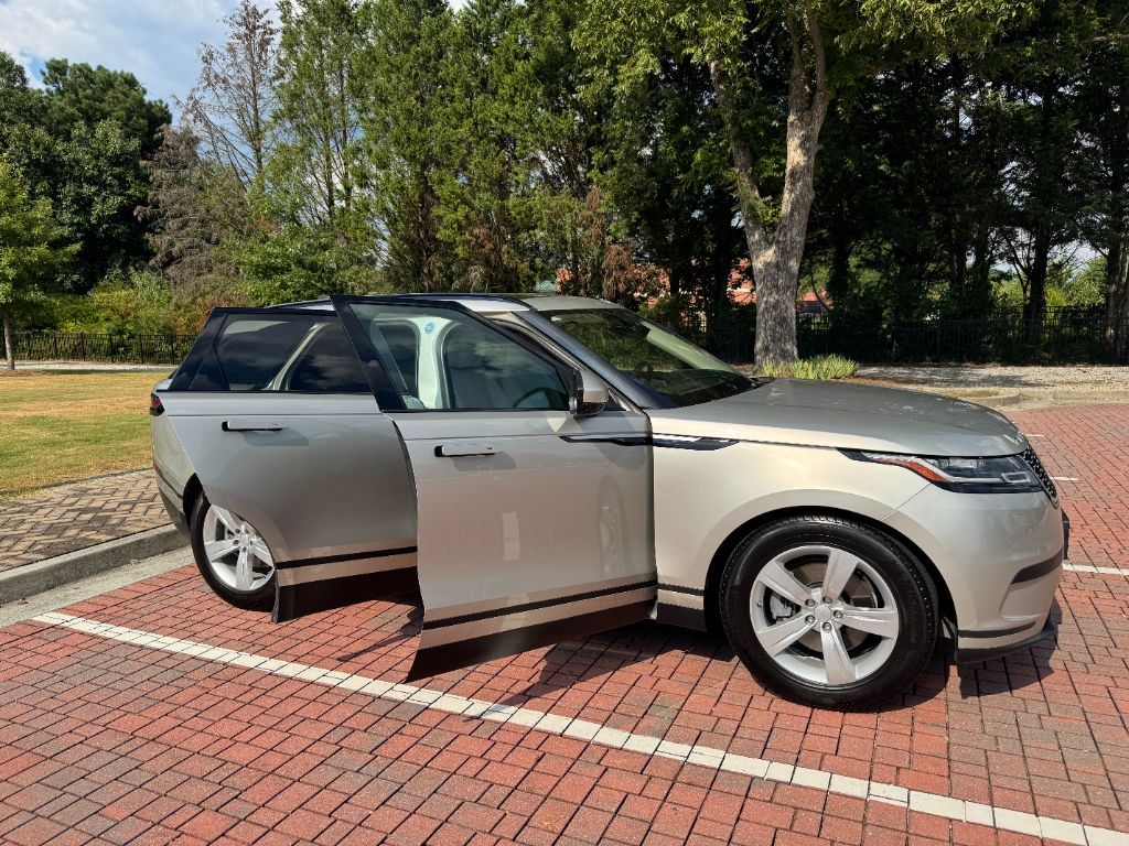 2018 Land Rover Range Rover Velar - $19,995