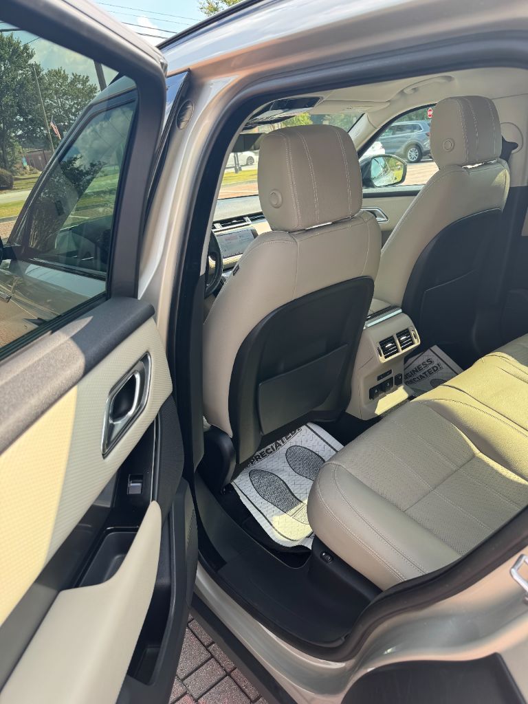 2018 Land Rover Range Rover Velar - $19,995