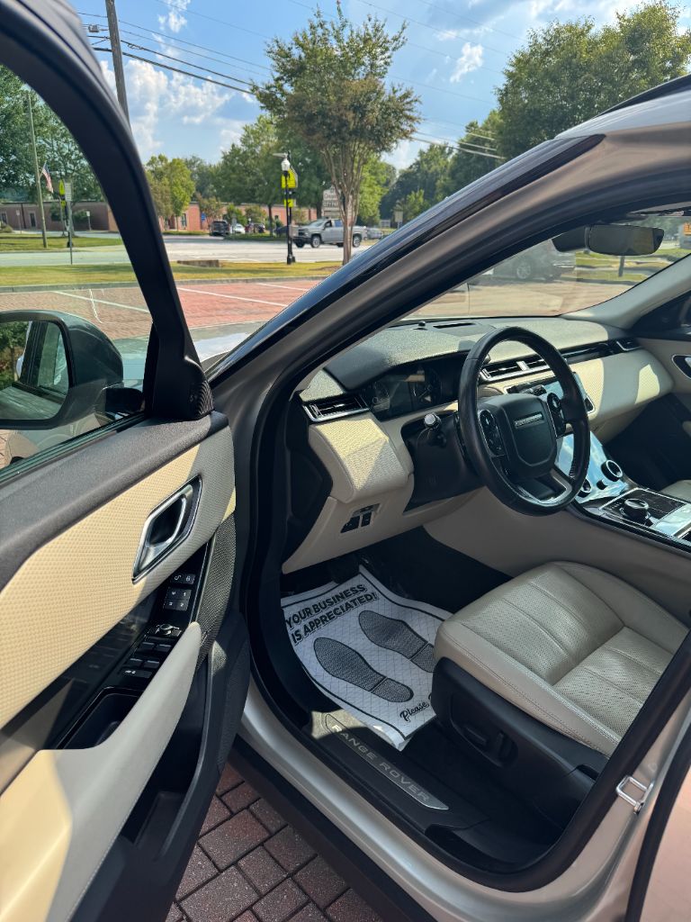 2018 Land Rover Range Rover Velar - $19,995
