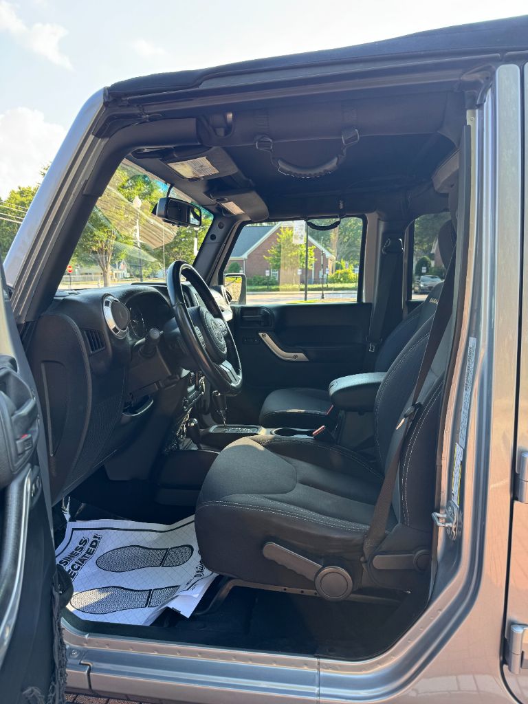 2015 Jeep Wrangler - $17,995
