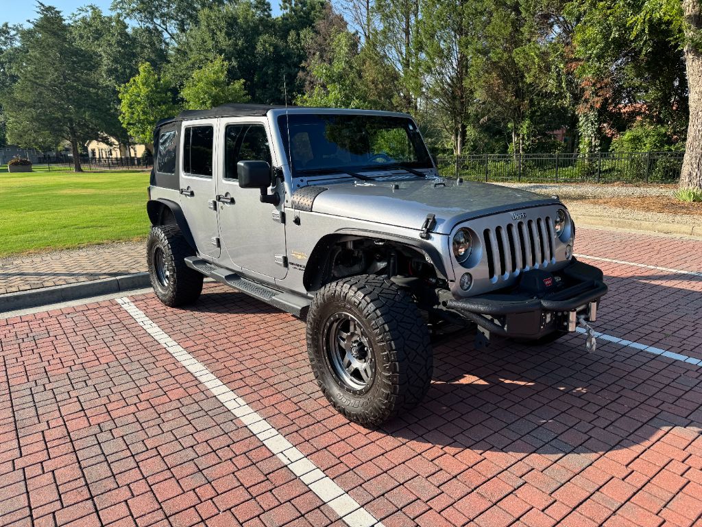 2015 Jeep Wrangler - $17,995