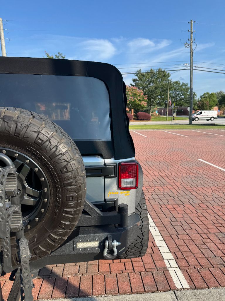 2015 Jeep Wrangler - $17,995
