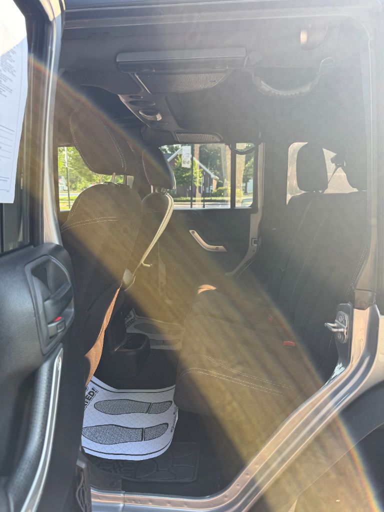 2015 Jeep Wrangler - $17,995