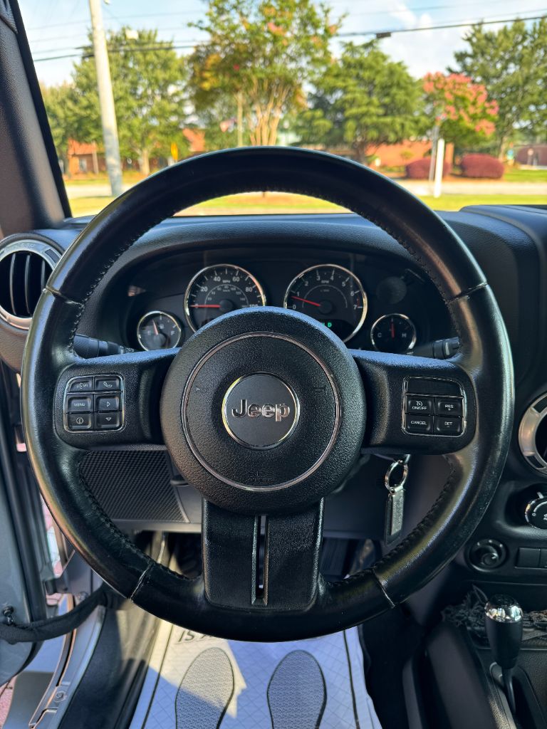 2015 Jeep Wrangler - $17,995