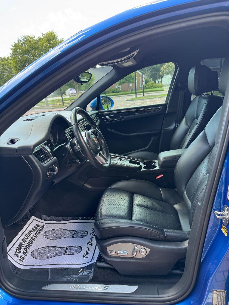 2015 Porsche Macan - $13,995