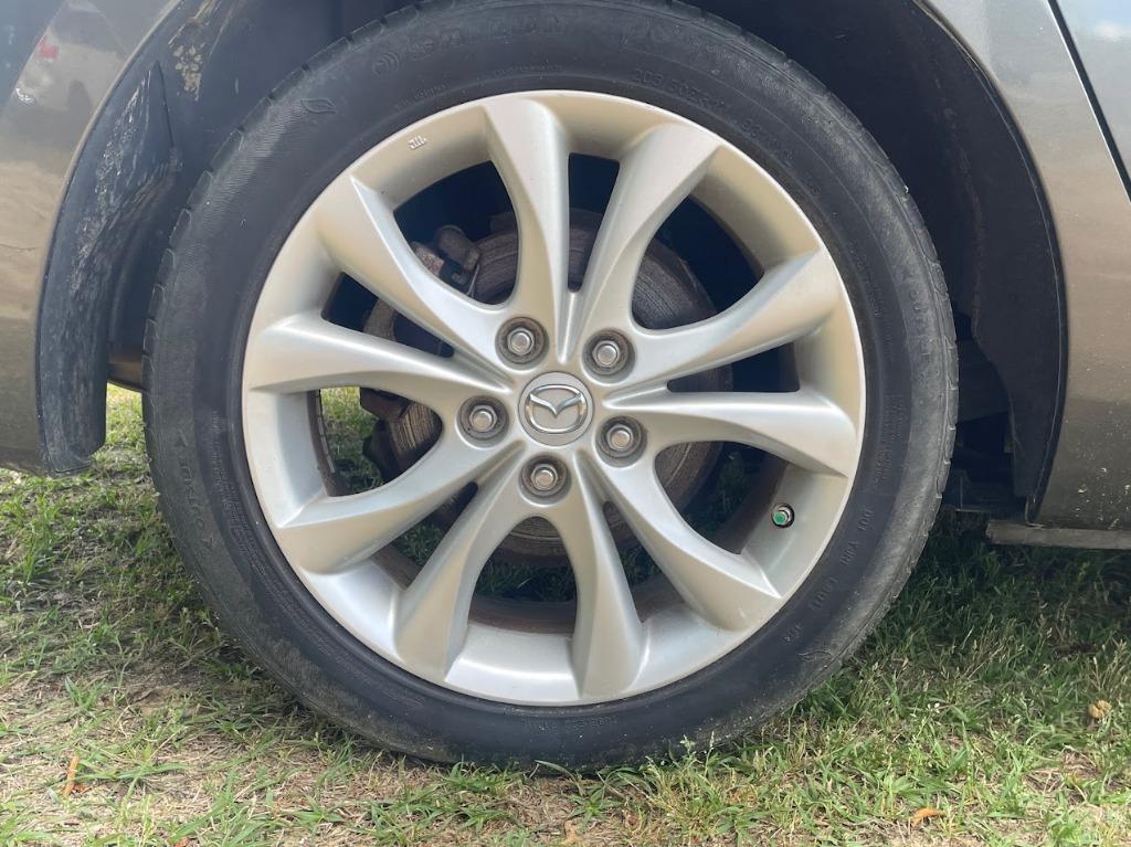 2011 MAZDA MAZDA3