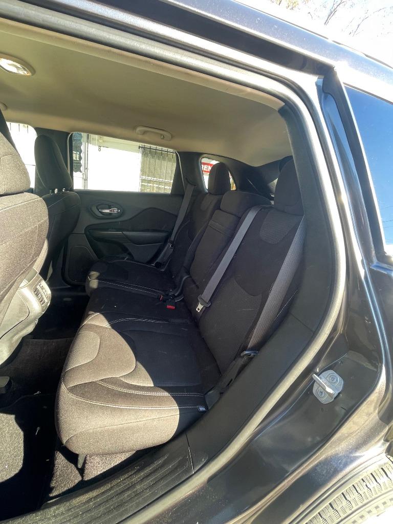 2017 Jeep Cherokee