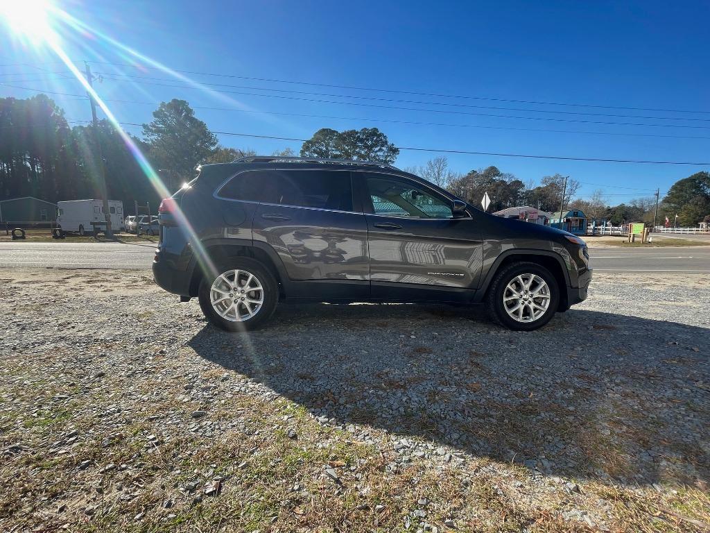 2017 Jeep Cherokee