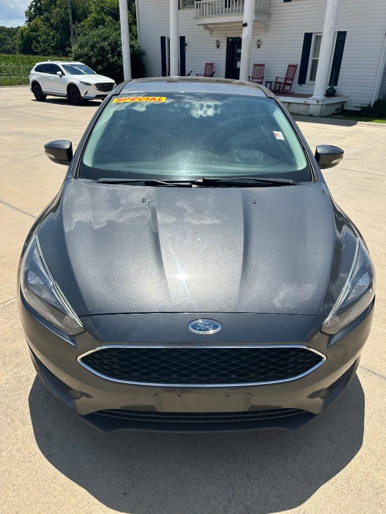 2018 Ford Focus SEL photo