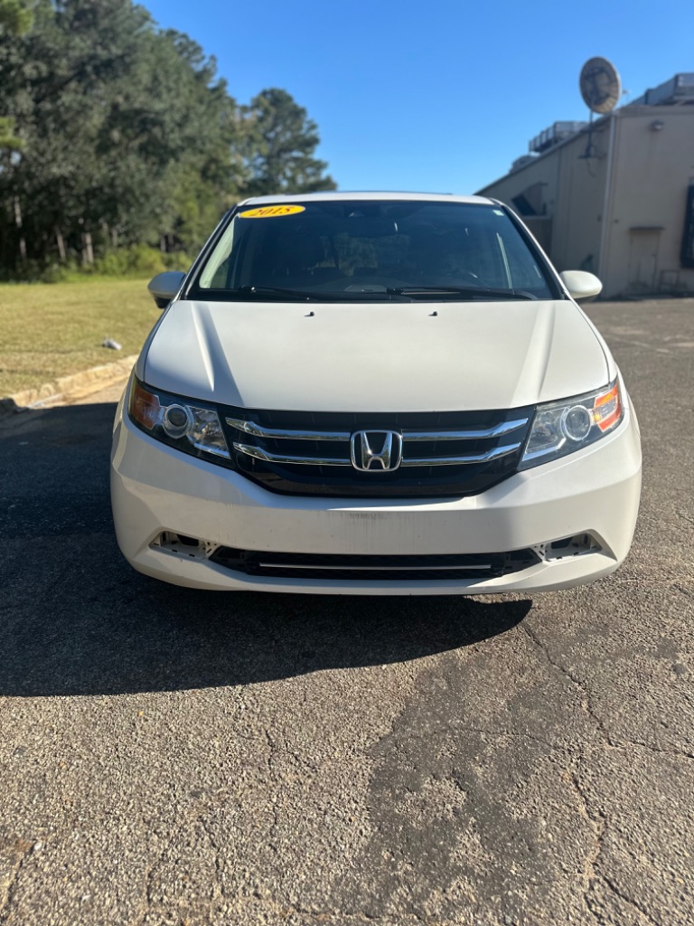 2015 Honda Odyssey - $9,995