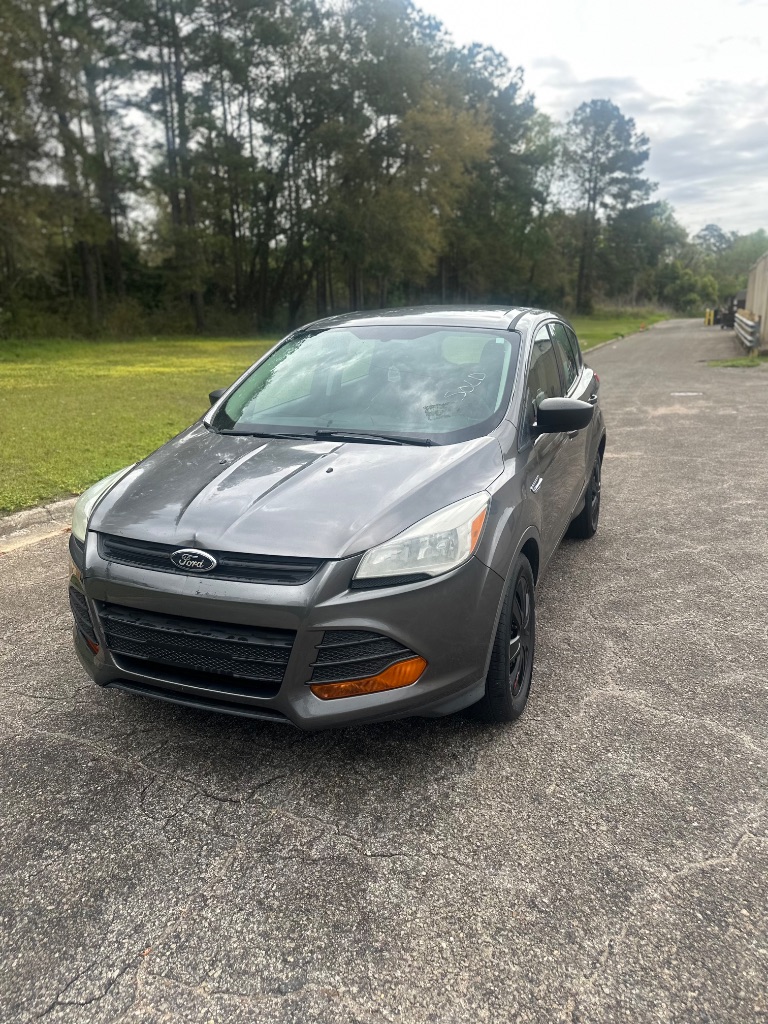 2013 Ford Escape S photo