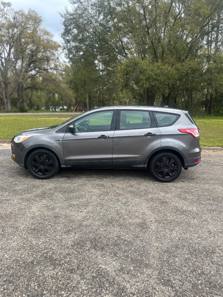 2013 Ford Escape S photo