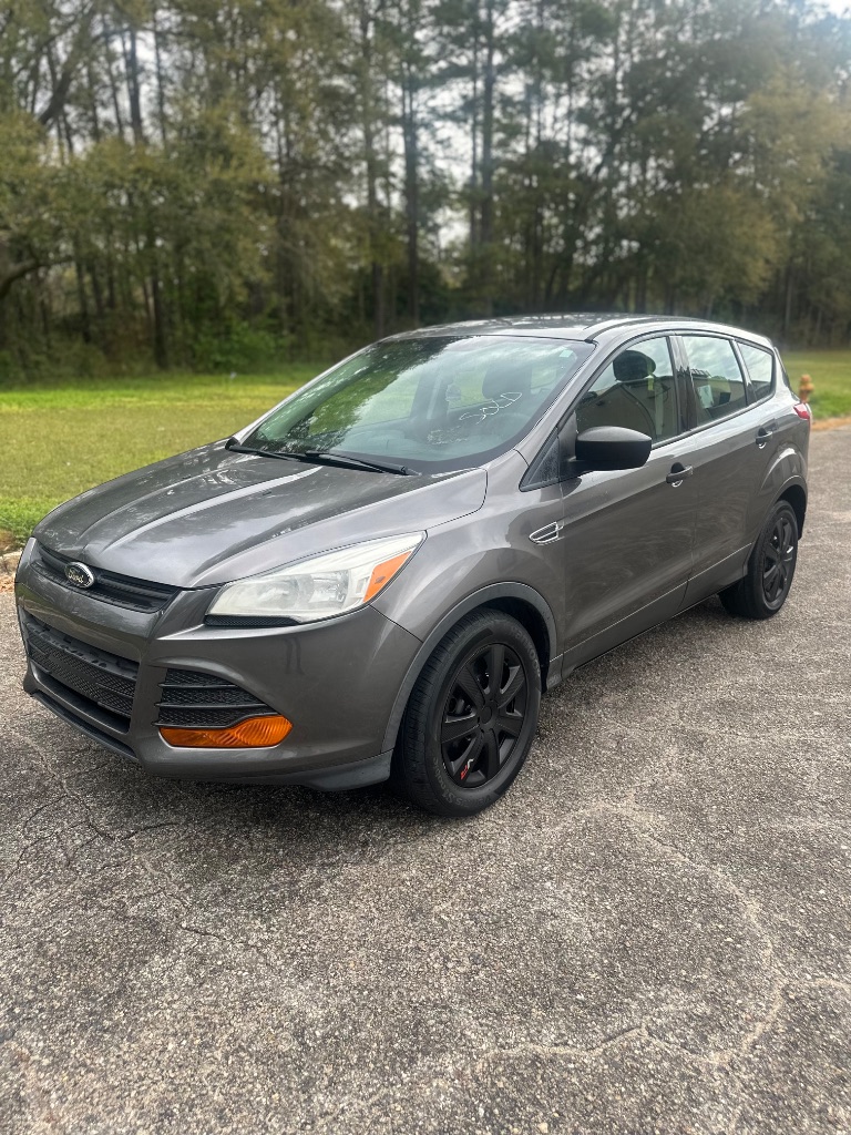2013 Ford Escape S photo