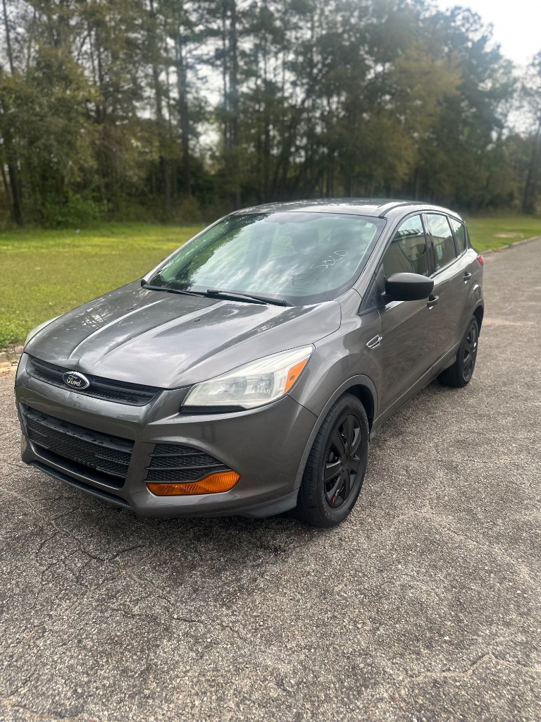 2013 Ford Escape S photo