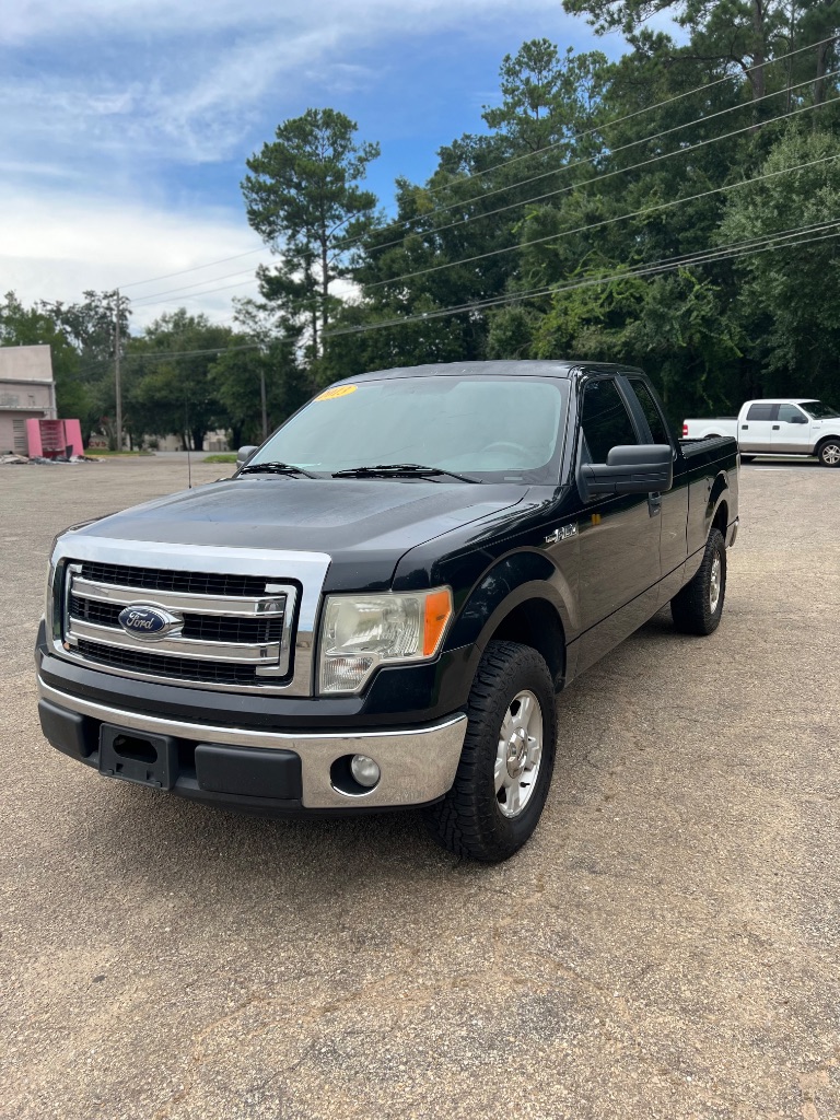 2013 Ford F-150 - $8,995