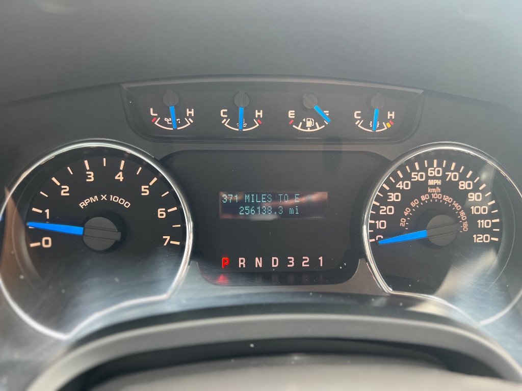 2013 Ford F-150 - $8,995