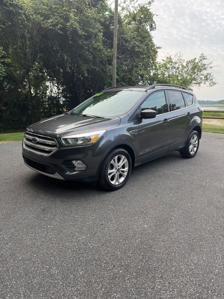 2018 Ford Escape - $8,995