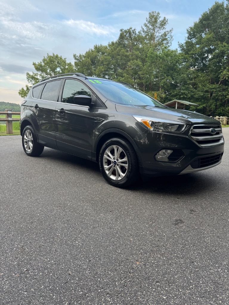 2018 Ford Escape - $8,995