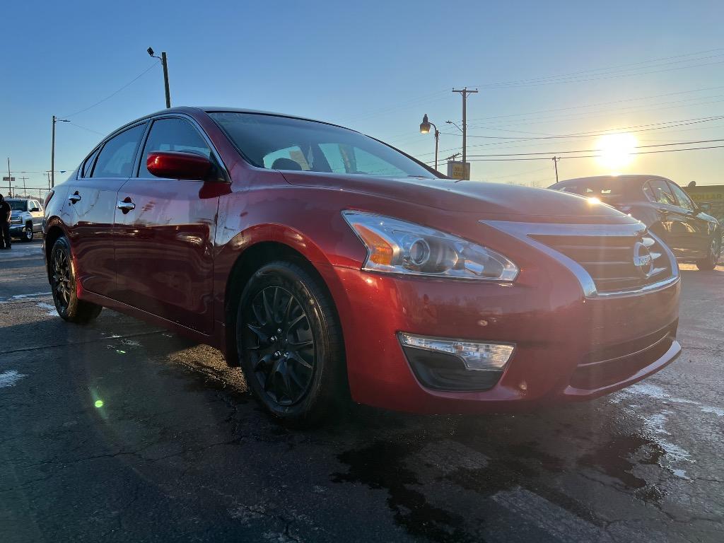 2015 Nissan Altima S photo